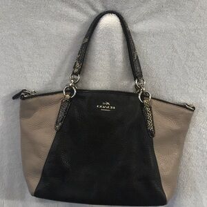 Coach Black and Tan Shoulder Bag